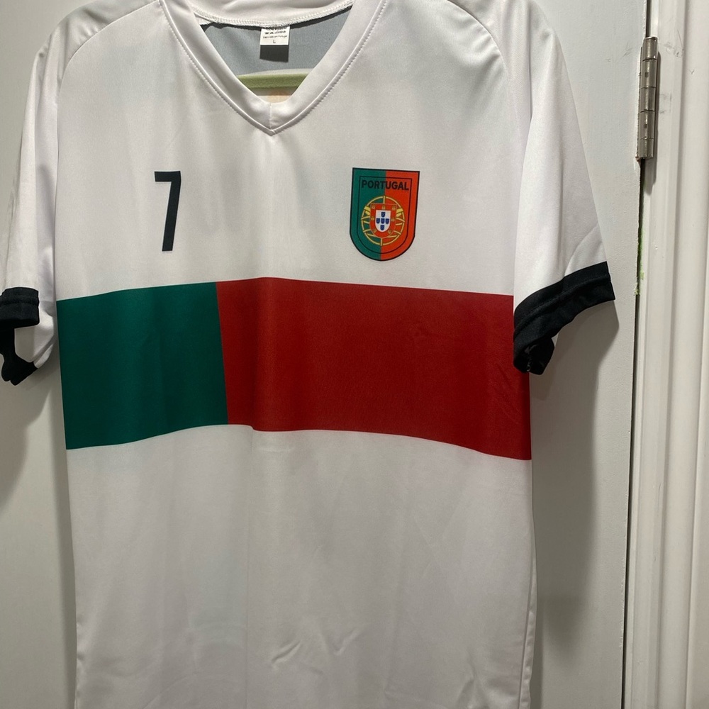 NEW Ronaldo V-neck shirt